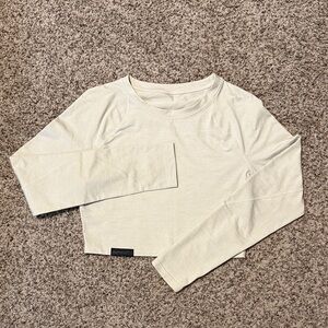 Alphalete Cream Long Sleeve Cropped Tee
